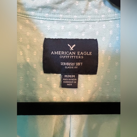 American Eagle Men’s Blue Button Up - Picture 3 of 4